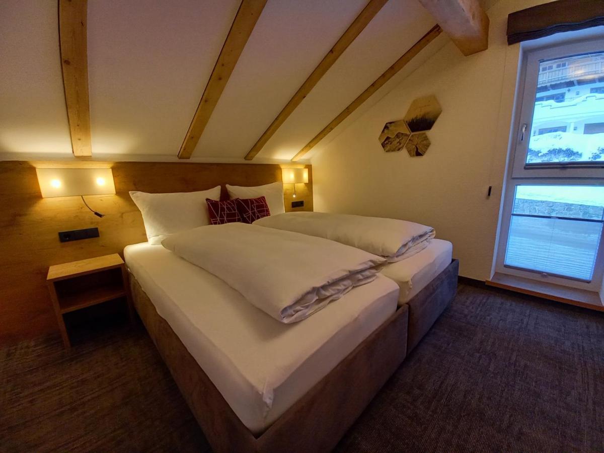 Viktors Apartments ซังคท์อันทอนอัมอาร์ลแบร์ก ภายนอก รูปภาพ