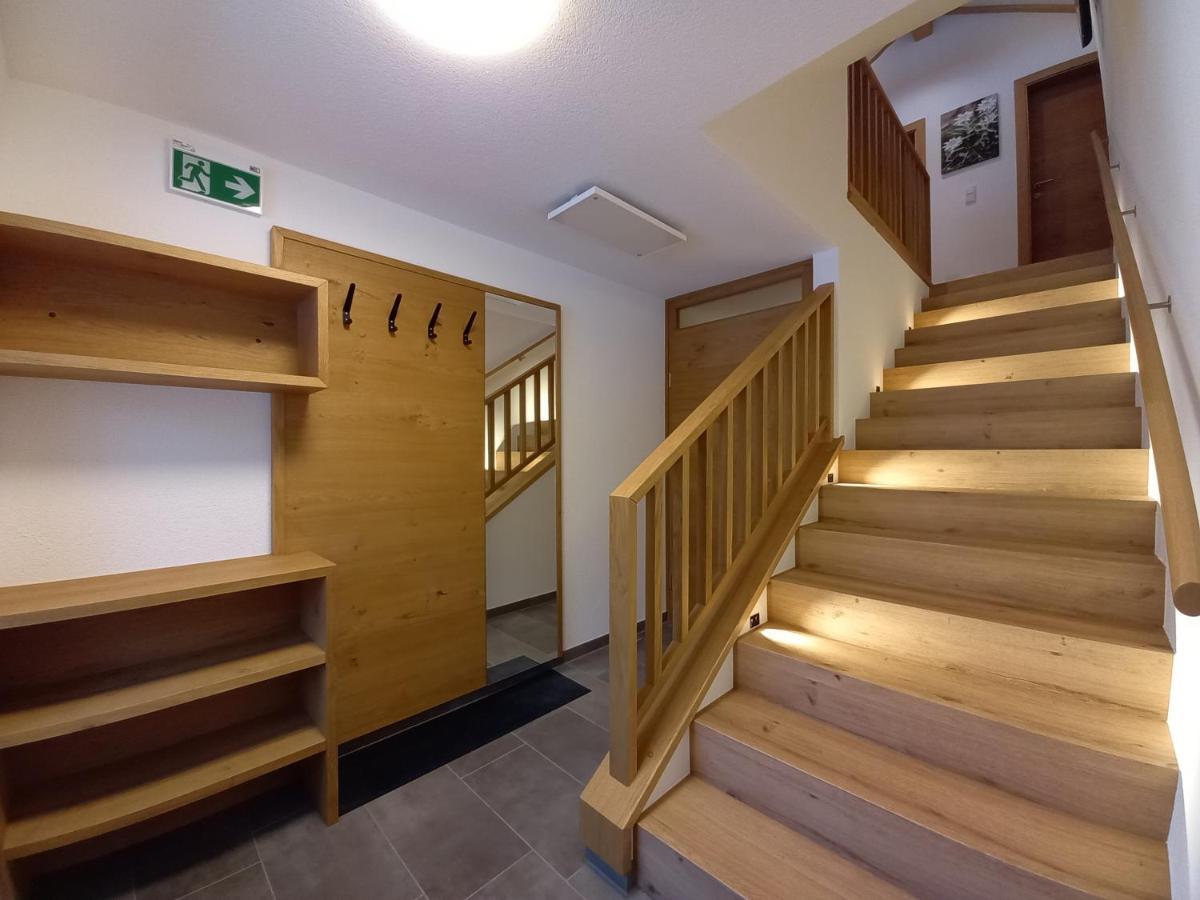 Viktors Apartments ซังคท์อันทอนอัมอาร์ลแบร์ก ภายนอก รูปภาพ